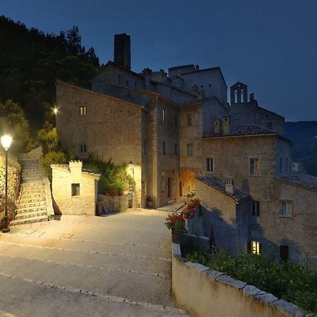 Castello Di Postignano 호텔 셀라노 외부 사진